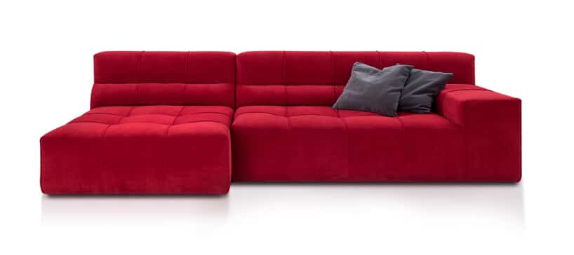 czerwona sofa